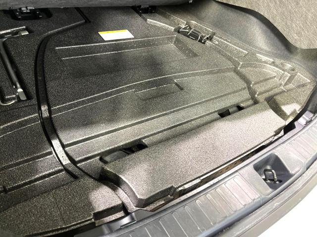 プリウス S 衝突軽減装置 ナビゲーション バックカメラ レーダークルーズコントロール オートハイビーム ETC シートリフター ステアリングスイッチ 革巻きステアリング LEDヘッドライト オートライト(49枚目)