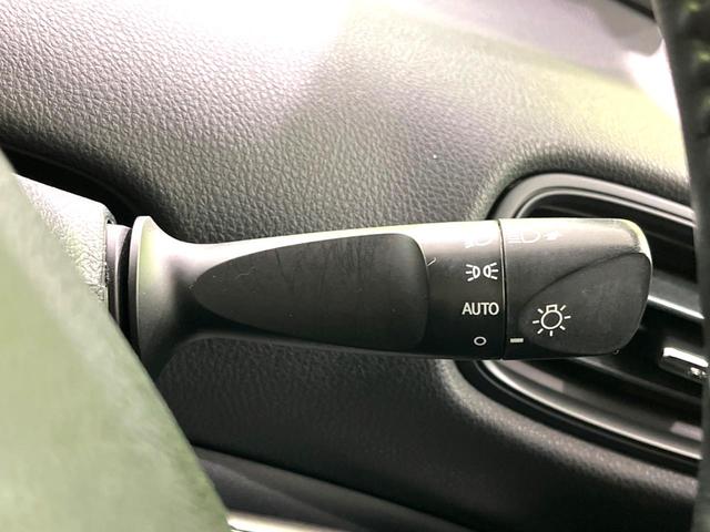 プリウス S 衝突軽減装置 ナビゲーション バックカメラ レーダークルーズコントロール オートハイビーム ETC シートリフター ステアリングスイッチ 革巻きステアリング LEDヘッドライト オートライト(56枚目)