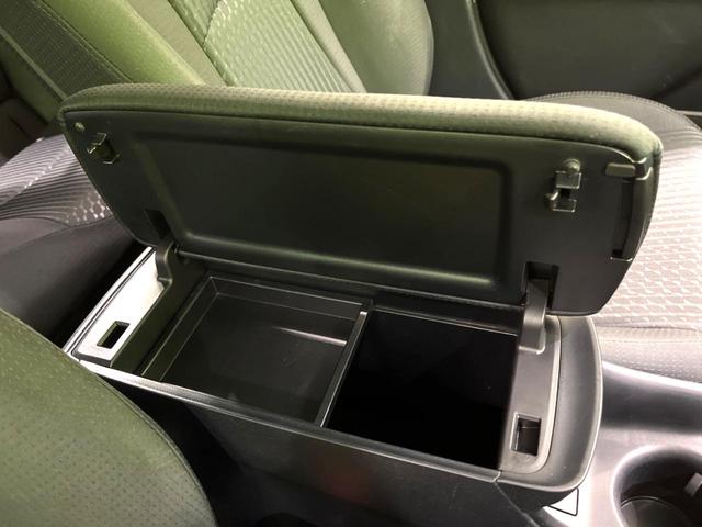 プリウス S 衝突軽減装置 ナビゲーション バックカメラ レーダークルーズコントロール オートハイビーム ETC シートリフター ステアリングスイッチ 革巻きステアリング LEDヘッドライト オートライト(63枚目)