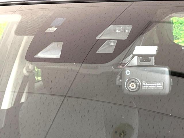 CX-5 XD プロアクティブ 禁煙車 ディーゼル ターボ 衝突軽減装置 マツダコネクト バックカメラ ドライブレコーダー ビルトインETC LEDヘッドライト・フォグ デュアルオートエアコン シートリフター 革巻きステアリング(6枚目)