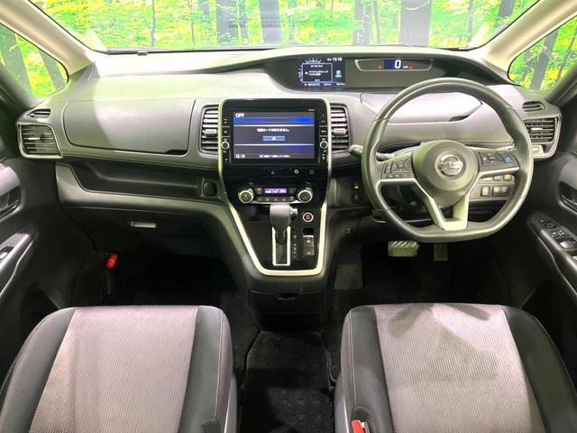 セレナ ハイウェイスター 禁煙車 純正9型ナビ 後席モニター 全周囲カメラ ハンズフリー両側電動スライドドア 衝突軽減装置 プロパイロット ドライブレコーダー ETC リアオートエアコン LEDヘッドライト(2枚目)