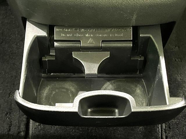 セレナ ハイウェイスター 禁煙車 純正9型ナビ 後席モニター 全周囲カメラ ハンズフリー両側電動スライドドア 衝突軽減装置 プロパイロット ドライブレコーダー ETC リアオートエアコン LEDヘッドライト(55枚目)