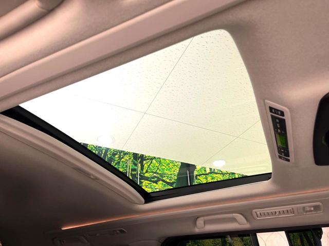 アルファード 240S タイプゴールド サンルーフ 後席モニター 純正ナビ バックカメラ 両側電動スライドドア パワーバックドア bluetooth ドラレコ ETC オートライト オートエアコン スマートキー 電動格納ミラー(3枚目)