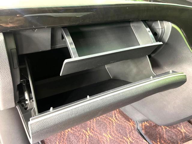 アルファード 240S タイプゴールド サンルーフ 後席モニター 純正ナビ バックカメラ 両側電動スライドドア パワーバックドア bluetooth ドラレコ ETC オートライト オートエアコン スマートキー 電動格納ミラー(49枚目)