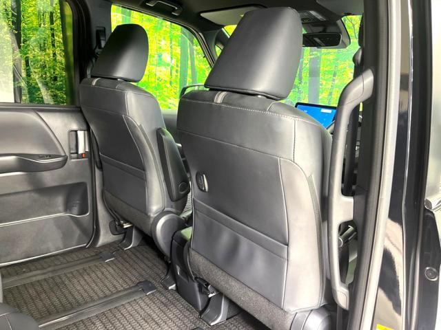 ノア S-Z 現行 後席モニター 純正10.5型ディスプレイオーディオ オットマン パワーバックドア 両側電動スライドドア レーダークルーズコントロール bluetooth フルセグ 前席&中列席シートヒーター(67枚目)