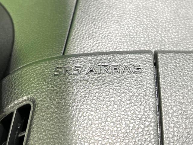 ヴォクシー ハイブリッドＳ－Ｚ　両側電動スライドドア　純正１０．５型ディスプレイオーディオ　バックカメラ　１００Ｖ電源　衝突被害軽減システム　禁煙車　ハーフレザーシート　コーナーセンサー　スマートキー　ＬＥＤヘッド　ＥＴＣ２．０（49枚目）