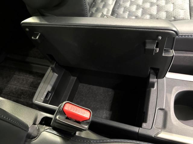 ヴォクシー ハイブリッドＳ－Ｚ　両側電動スライドドア　純正１０．５型ディスプレイオーディオ　バックカメラ　１００Ｖ電源　衝突被害軽減システム　禁煙車　ハーフレザーシート　コーナーセンサー　スマートキー　ＬＥＤヘッド　ＥＴＣ２．０（62枚目）
