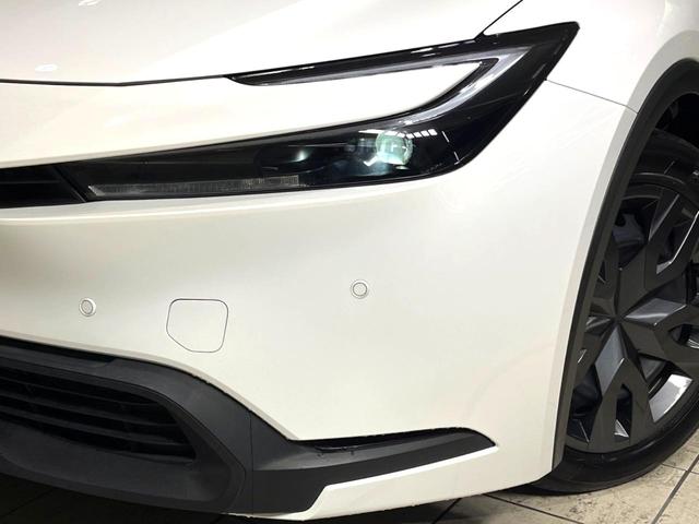 プリウス Ｘ　現行モデル　禁煙車　純正ディスプレイオーディオ　ブラインドスポットモニター　衝突軽減装置　ＡＣ１００Ｖ電源　ビルトインＥＴＣ　ドラレコ　純正革巻きステアリング　ステアリングスイッチ（25枚目）