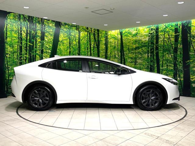 プリウス Ｘ　現行モデル　禁煙車　純正ディスプレイオーディオ　ブラインドスポットモニター　衝突軽減装置　ＡＣ１００Ｖ電源　ビルトインＥＴＣ　ドラレコ　純正革巻きステアリング　ステアリングスイッチ（32枚目）