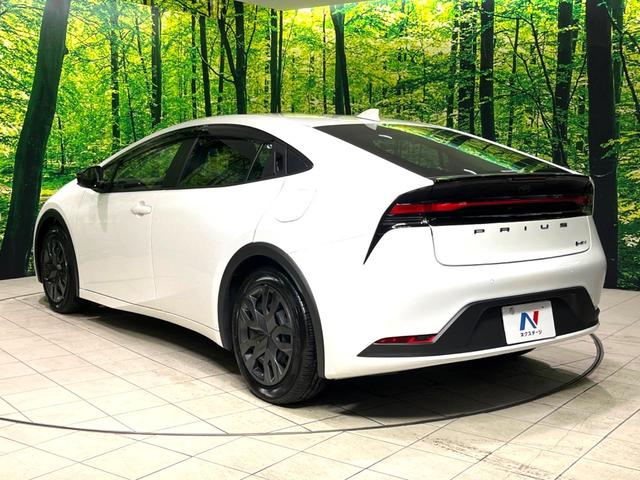 プリウス Ｘ　現行モデル　禁煙車　純正ディスプレイオーディオ　ブラインドスポットモニター　衝突軽減装置　ＡＣ１００Ｖ電源　ビルトインＥＴＣ　ドラレコ　純正革巻きステアリング　ステアリングスイッチ（33枚目）