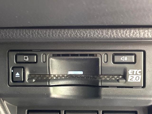 プリウス Ｘ　現行モデル　禁煙車　純正ディスプレイオーディオ　ブラインドスポットモニター　衝突軽減装置　ＡＣ１００Ｖ電源　ビルトインＥＴＣ　ドラレコ　純正革巻きステアリング　ステアリングスイッチ（38枚目）