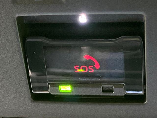 プリウス Ｘ　現行モデル　禁煙車　純正ディスプレイオーディオ　ブラインドスポットモニター　衝突軽減装置　ＡＣ１００Ｖ電源　ビルトインＥＴＣ　ドラレコ　純正革巻きステアリング　ステアリングスイッチ（56枚目）