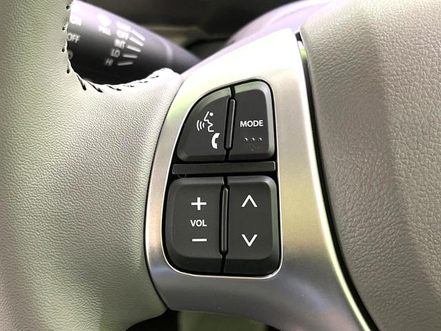 【ステアリングスイッチ】運転中、前方から目線をそらすことなく、オーディオ等の操作が可能な便利機能！安心＆快適なドライブを演出してくれます♪