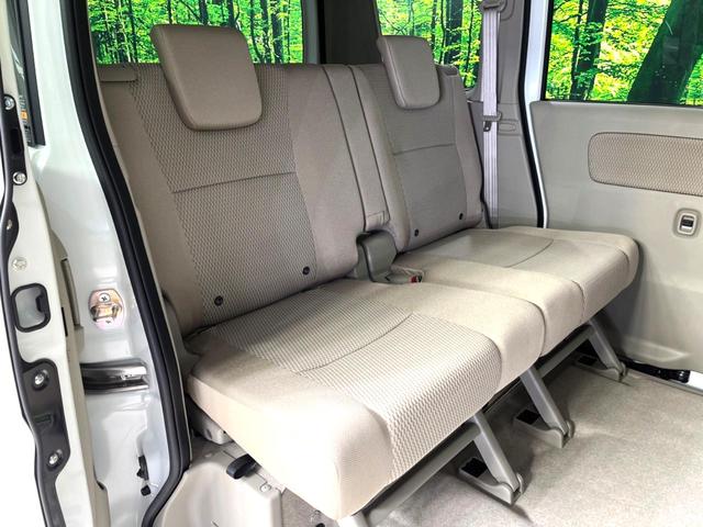 広々とした２列目シートは居住性が高く、居心地も快適！友達や家族とのお出かけにぴったりです。ベビーシートやチャイルドシート使用時も快適にお過ごしいただける十分な空間を確保しています。