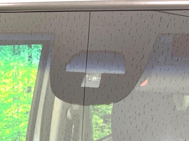 Ｎ－ＢＯＸカスタム Ｇ・Ｌパッケージ　衝突軽減　電動スライドドア　ＳＤナビ　バックカメラ　ｂｌｕｅｔｏｏｔｈ　フルセグ　ＥＴＣ　ＨＩＤヘッド　オートエアコン　オートライト　スマートキー　電動格納ミラー　バニティミラー　シガーソケット（3枚目）