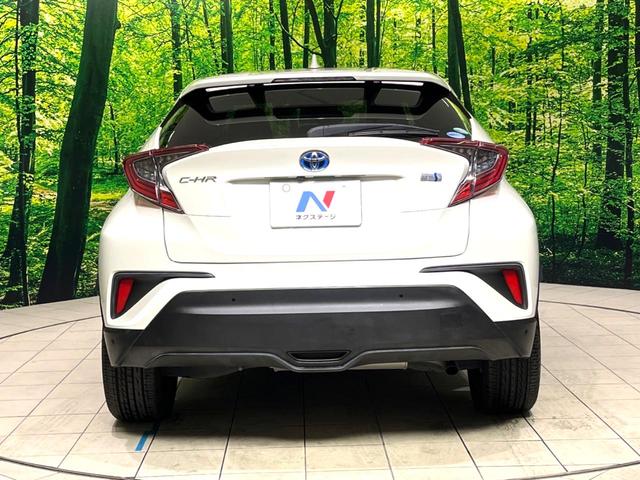 Ｃ－ＨＲ Ｇ　バックカメラ　衝突被害軽減システム　レーダークルーズ　禁煙車　ハーフレザーシート　コーナーセンサー　スマートキー　ＬＥＤヘッド　ビルトインＥＴＣ　純正１８インチアルミ　オートハイビーム　オートライト（15枚目）