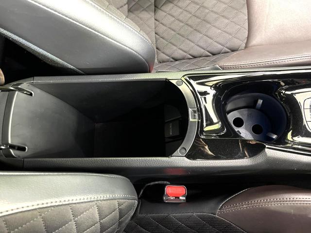 Ｃ－ＨＲ Ｇ　バックカメラ　衝突被害軽減システム　レーダークルーズ　禁煙車　ハーフレザーシート　コーナーセンサー　スマートキー　ＬＥＤヘッド　ビルトインＥＴＣ　純正１８インチアルミ　オートハイビーム　オートライト（42枚目）