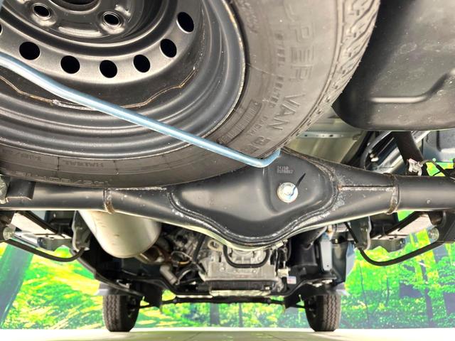 キャリイトラック KCエアコン・パワステ 届出済未使用車 衝突被害軽減システム 禁煙車 コーナーセンサー オートライト エアコン 車線逸脱警報 横滑り防止装置 アイドリングストップ ヘッドライドレベライザー シガーソケット パワーウインドウ(17枚目)