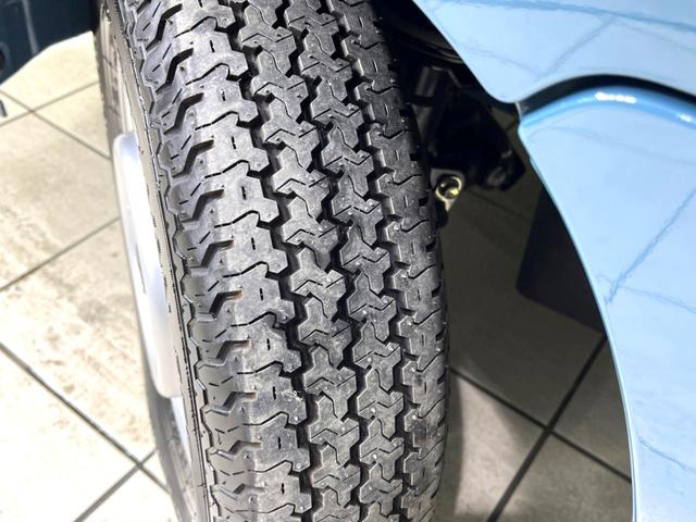 キャリイトラック KCエアコン・パワステ 届出済未使用車 衝突被害軽減システム 禁煙車 コーナーセンサー オートライト エアコン 車線逸脱警報 横滑り防止装置 アイドリングストップ ヘッドライドレベライザー シガーソケット パワーウインドウ(48枚目)