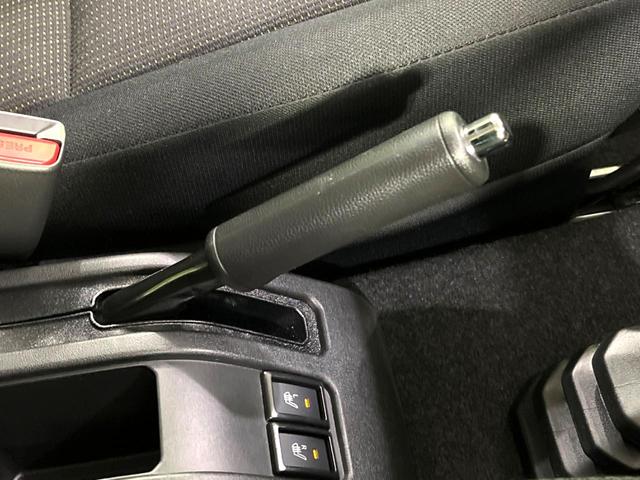 ジムニー ＸＣ　４ＷＤ　衝突被害軽減システム　コーナーセンサー　スマートキー　ＬＥＤヘッド　クルコン　純正１６インチアルミ　オートハイビーム　オートライト　オートエアコン　Ｂｌｕｅｔｏｏｔｈ　ＣＤ　ＤＶＤ再生（27枚目）