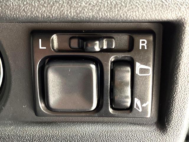 ジムニー ＸＣ　４ＷＤ　衝突被害軽減システム　コーナーセンサー　スマートキー　ＬＥＤヘッド　クルコン　純正１６インチアルミ　オートハイビーム　オートライト　オートエアコン　Ｂｌｕｅｔｏｏｔｈ　ＣＤ　ＤＶＤ再生（42枚目）