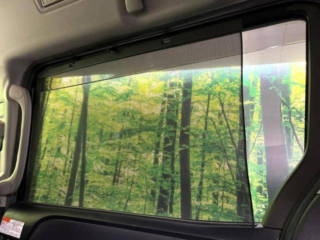 ヴォクシー ＺＳ　煌　両側電動スライドドア　後席モニター　ＡＬＰＩＮＥ製１０型ナビ　バックカメラ　衝突軽減　禁煙車　ドライブレコーダー　ビルトインＥＴＣ　クルコン　純正１６インチアルミ　デュアルエアコン　Ｂｌｕｅｔｏｏｔｈ（54枚目）