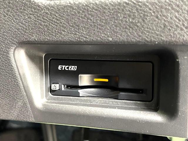 セレナ ハイウェイスターＶ　禁煙車　純正１２．３型ナビ　全周囲カメラ　両側ハンズフリーパワースライドドア　プロパイロット　ブラック２トーンルーフ　ＥＴＣ　レーンキープアシスト　オートハイビーム　リアオートエアコン　オートライト（7枚目）