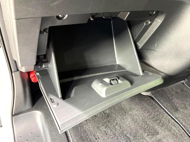 セレナ ハイウェイスターＶ　禁煙車　純正１２．３型ナビ　全周囲カメラ　両側ハンズフリーパワースライドドア　プロパイロット　ブラック２トーンルーフ　ＥＴＣ　レーンキープアシスト　オートハイビーム　リアオートエアコン　オートライト（48枚目）