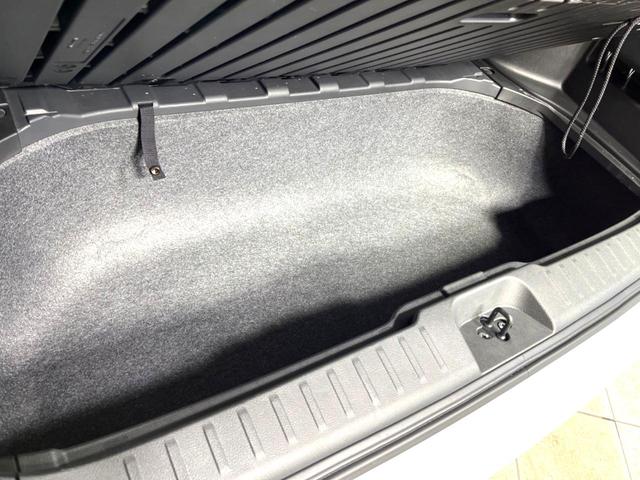 セレナ ハイウェイスターＶ　禁煙車　純正１２．３型ナビ　全周囲カメラ　両側ハンズフリーパワースライドドア　プロパイロット　ブラック２トーンルーフ　ＥＴＣ　レーンキープアシスト　オートハイビーム　リアオートエアコン　オートライト（57枚目）