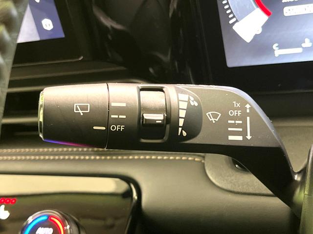 セレナ ハイウェイスターＶ　禁煙車　純正１２．３型ナビ　全周囲カメラ　両側ハンズフリーパワースライドドア　プロパイロット　ブラック２トーンルーフ　ＥＴＣ　レーンキープアシスト　オートハイビーム　リアオートエアコン　オートライト（65枚目）