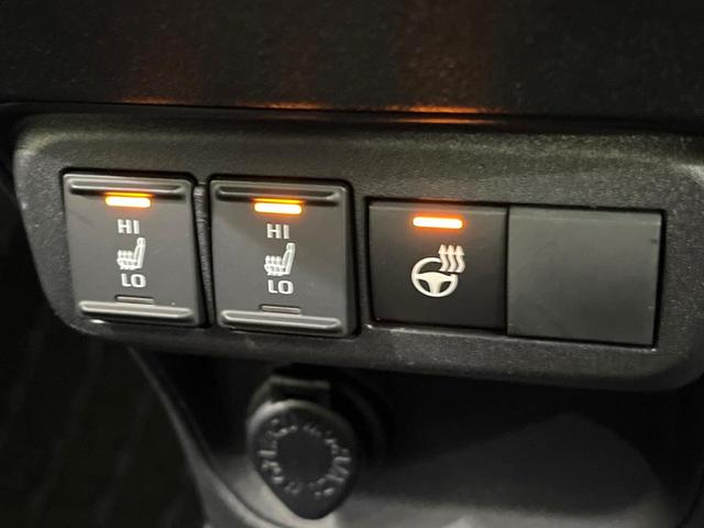 シエンタ Ｚ　純正９インチＤＡ　両側電動スライドドア　全周囲カメラ　衝突被害軽減システム　レーダークルーズ　コーナーセンサー　ＬＥＤヘッド　ＥＴＣ２．０　オートハイビーム　車線逸脱警報　オートライト　オートエアコン（6枚目）