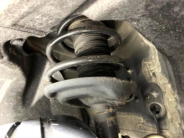 ハリアー Ｚ　純正１０インチＤＡ　全周囲カメラ　衝突被害軽減システム　レーダークルーズ　レザーシート　パワーシート　ドライブレコーダー　コーナーセンサー　ＬＥＤヘッド　ＥＴＣ２．０　オートハイビーム　車線逸脱警報（20枚目）