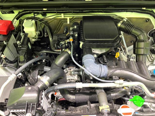 ジムニー ＸＣ　禁煙車　アルパイン製ナビ　衝突軽減装置　ドライブレコーダー　シートヒーター　ＵＳＢポート　クルーズコントロール　背面タイヤカバー　フォグランプ　ダウンヒルアシスト　ドラミラーヒーター　オートライト（18枚目）