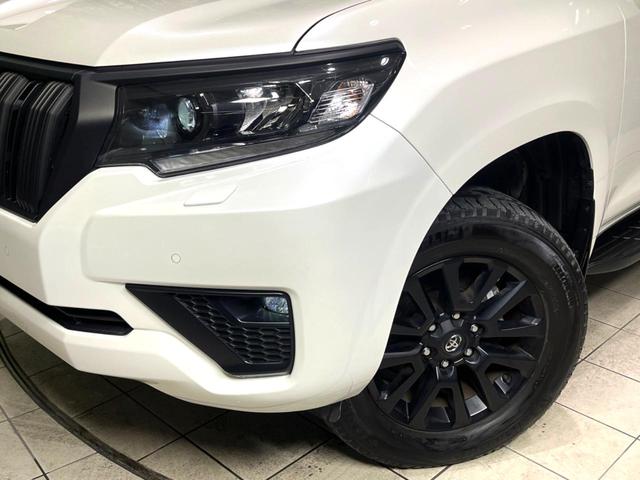 ランドクルーザープラド ＴＸ　Ｌパッケージ　マットブラックエディション　サンルーフ　純正９型ナビ付きディスプレイ　全周囲カメラ　レーダークルーズ　禁煙車　前席シートエアコン　ドラレコ　コーナーセンサー　スマートキー　ＬＥＤヘッド　ＥＴＣ２．０　純正１８インチアルミ（13枚目）