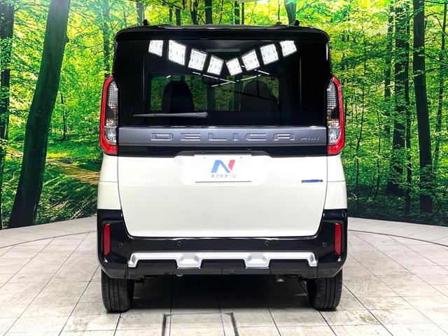 デリカミニ Ｔ　プレミアム　届出済未使用車　両側電動ドア　全周囲カメラ　衝突軽減　ハーフレザーシート　コーナーセンサー　スマートキー　ＬＥＤヘッド　純正１５インチアルミ　車線逸脱警報　オートライト　オートエアコン（15枚目）