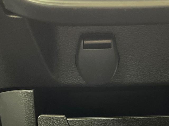 デリカミニ Ｔ　プレミアム　届出済未使用車　両側電動ドア　全周囲カメラ　衝突軽減　ハーフレザーシート　コーナーセンサー　スマートキー　ＬＥＤヘッド　純正１５インチアルミ　車線逸脱警報　オートライト　オートエアコン（44枚目）