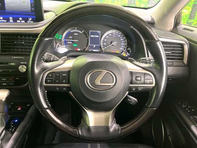 RX RX450hL 4WD 7人乗り パノラマルーフ 後席モニター 純正14型ディスプレイオーディオ 全周囲カメラ 衝突軽減 レーダークルーズ 禁煙車 レザーシート 前席シートエアコン コーナーセンサー LEDヘッド(12枚目)