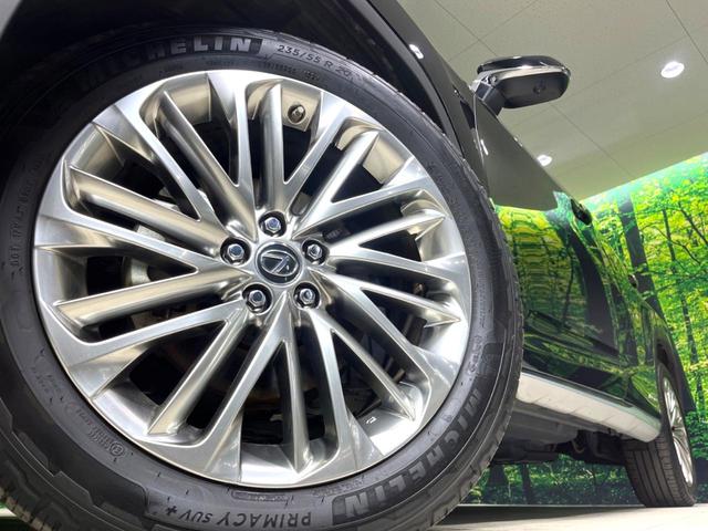 RX RX450hL 4WD 7人乗り パノラマルーフ 後席モニター 純正14型ディスプレイオーディオ 全周囲カメラ 衝突軽減 レーダークルーズ 禁煙車 レザーシート 前席シートエアコン コーナーセンサー LEDヘッド(14枚目)