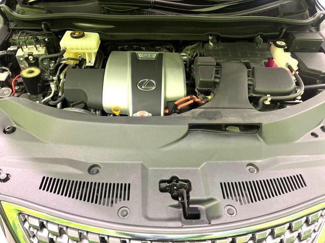 RX RX450hL 4WD 7人乗り パノラマルーフ 後席モニター 純正14型ディスプレイオーディオ 全周囲カメラ 衝突軽減 レーダークルーズ 禁煙車 レザーシート 前席シートエアコン コーナーセンサー LEDヘッド(19枚目)