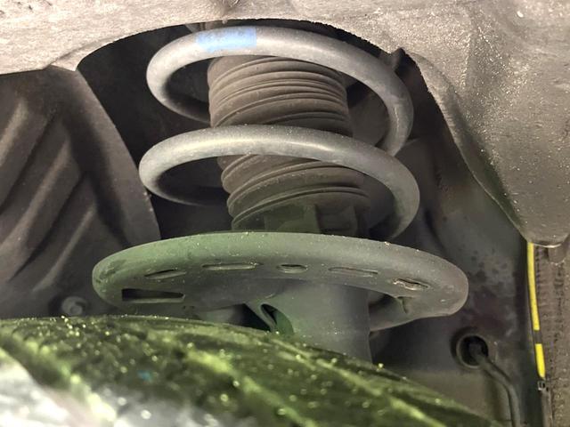 RX RX450hL 4WD 7人乗り パノラマルーフ 後席モニター 純正14型ディスプレイオーディオ 全周囲カメラ 衝突軽減 レーダークルーズ 禁煙車 レザーシート 前席シートエアコン コーナーセンサー LEDヘッド(21枚目)