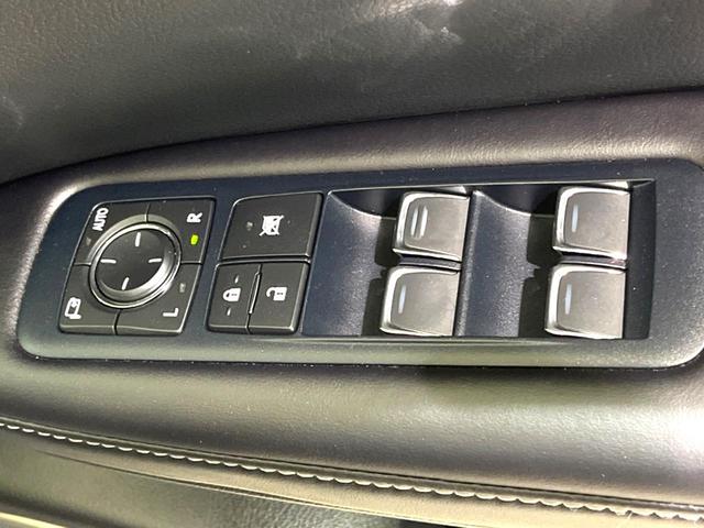 RX RX450hL 4WD 7人乗り パノラマルーフ 後席モニター 純正14型ディスプレイオーディオ 全周囲カメラ 衝突軽減 レーダークルーズ 禁煙車 レザーシート 前席シートエアコン コーナーセンサー LEDヘッド(38枚目)