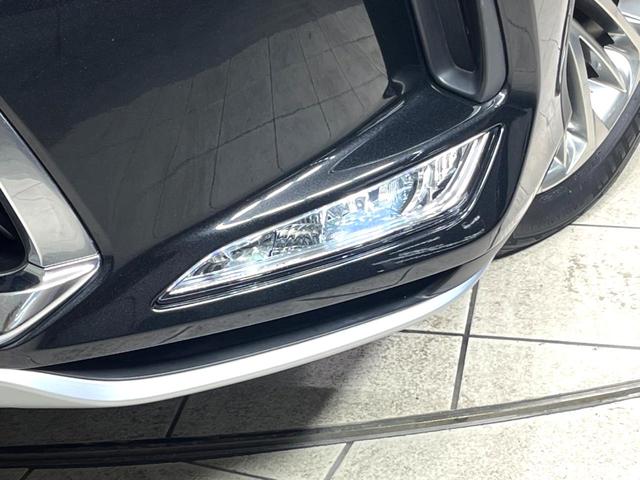 RX RX450hL 4WD 7人乗り パノラマルーフ 後席モニター 純正14型ディスプレイオーディオ 全周囲カメラ 衝突軽減 レーダークルーズ 禁煙車 レザーシート 前席シートエアコン コーナーセンサー LEDヘッド(63枚目)