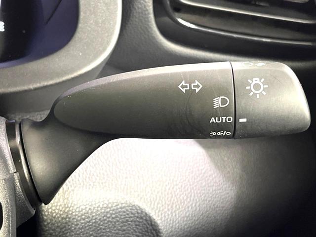 ヤリスクロス Ｚ　純正８型ディスプレイオーディオ　全周囲カメラ　衝突軽減　禁煙車　レーダークルーズ　ドラレコ　ＥＴＣ　ブラインドスポットモニター　ＬＥＤヘッドライト　オートライト　前席シートヒーター（31枚目）