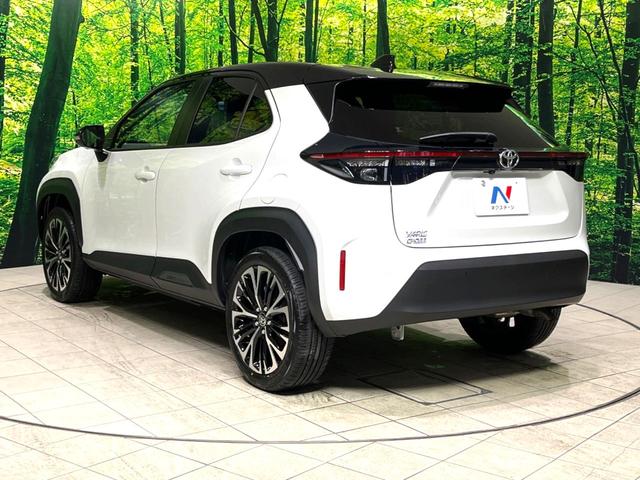 ヤリスクロス Ｚ　純正８型ディスプレイオーディオ　全周囲カメラ　衝突軽減　禁煙車　レーダークルーズ　ドラレコ　ＥＴＣ　ブラインドスポットモニター　ＬＥＤヘッドライト　オートライト　前席シートヒーター（68枚目）