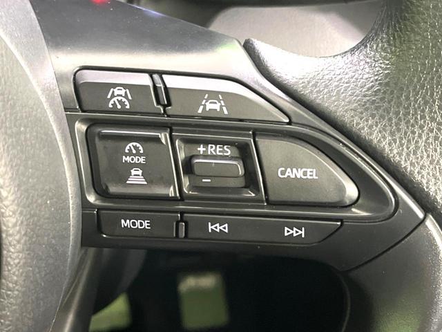 ヤリスクロス Ｘ　ＳＤナビ　バックカメラ　衝突被害軽減システム　レーダークルーズ　禁煙車　ドラレコ　コーナーセンサー　スマートキー　ＥＴＣ　オートハイビーム　車線逸脱警報　オートライト　Ｂｌｕｅｔｏｏｔｈ　フルセグ（4枚目）