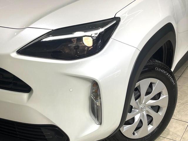 ヤリスクロス Ｘ　ＳＤナビ　バックカメラ　衝突被害軽減システム　レーダークルーズ　禁煙車　ドラレコ　コーナーセンサー　スマートキー　ＥＴＣ　オートハイビーム　車線逸脱警報　オートライト　Ｂｌｕｅｔｏｏｔｈ　フルセグ（9枚目）