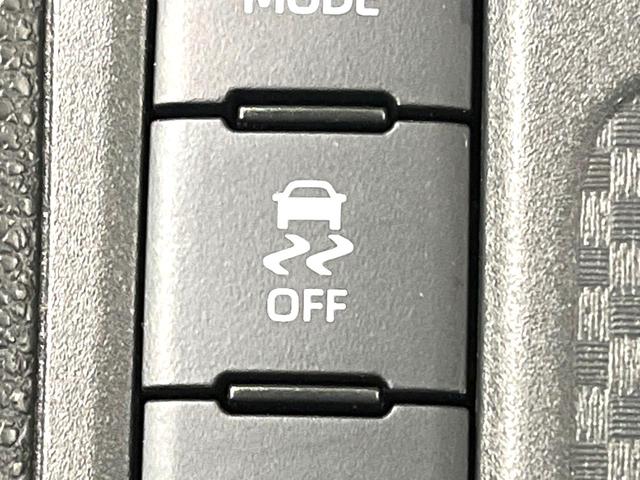 ヤリスクロス Ｘ　ＳＤナビ　バックカメラ　衝突被害軽減システム　レーダークルーズ　禁煙車　ドラレコ　コーナーセンサー　スマートキー　ＥＴＣ　オートハイビーム　車線逸脱警報　オートライト　Ｂｌｕｅｔｏｏｔｈ　フルセグ（30枚目）