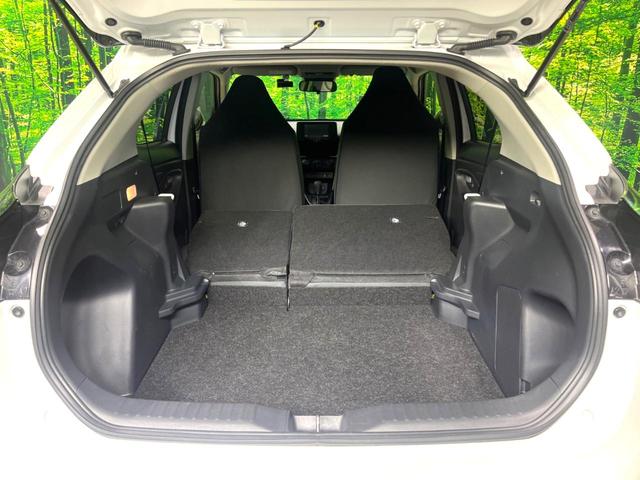 ヤリスクロス Ｘ　ＳＤナビ　バックカメラ　衝突被害軽減システム　レーダークルーズ　禁煙車　ドラレコ　コーナーセンサー　スマートキー　ＥＴＣ　オートハイビーム　車線逸脱警報　オートライト　Ｂｌｕｅｔｏｏｔｈ　フルセグ（55枚目）