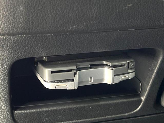 N-BOX G SSパッケージ 純正ナビ 両側電動スライドドア バックカメラ スマートキー ETC 純正14インチアルミホイール オートエアコン Bluetooth CD DVD再生 フルセグ 横滑り防止装置 電動格納ミラー(6枚目)