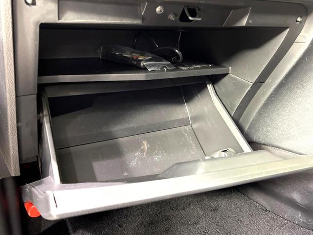 セレナ ハイウェイスター　Ｓ－ハイブリッド　Ｖエアロモード　両側電動ドア　純正ＳＤナビ　アルパイン後席モニター　スマートキー　ＨＩＤヘッド　ビルトインＥＴＣ　クルコン　純正１６インチアルミ　オートライト　オートエアコン　Ｂｌｕｅｔｏｏｔｈ　ＣＤ　ＤＶＤ再生（44枚目）